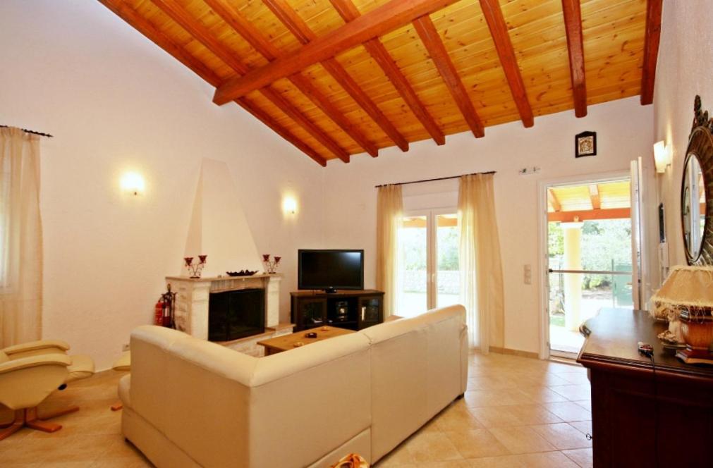 Villa Spiti Ute Makrades Ngoại thất bức ảnh