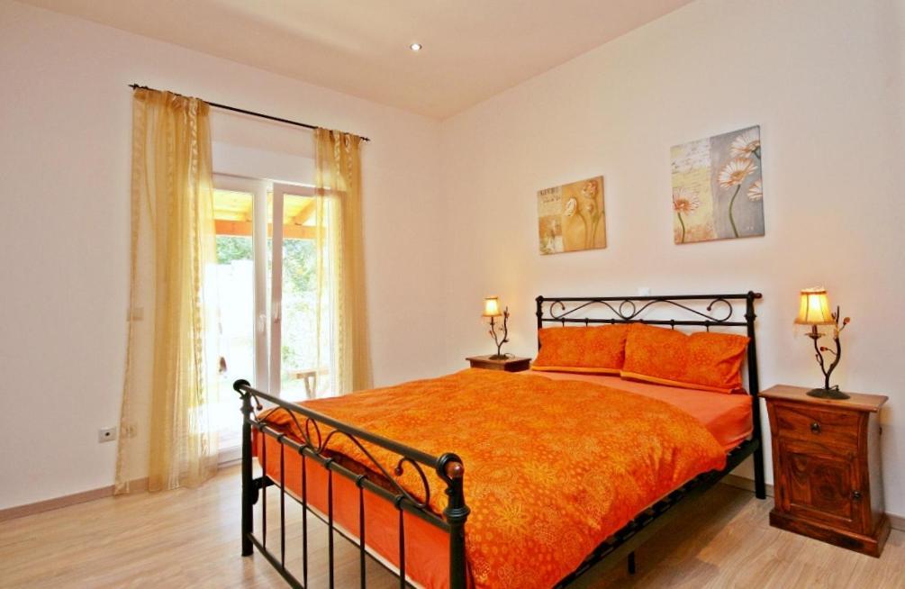 Villa Spiti Ute Makrades Ngoại thất bức ảnh