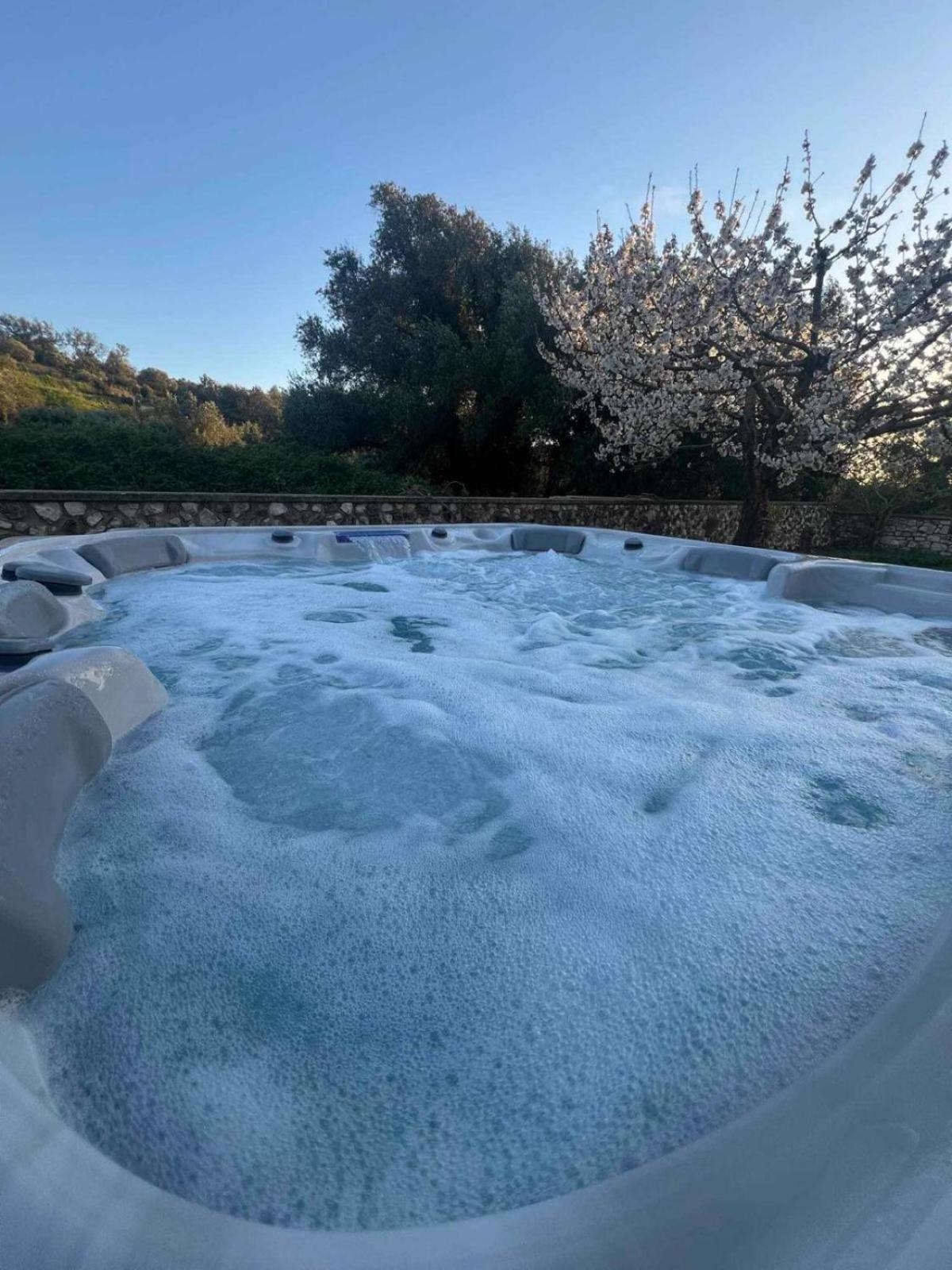 Villa Spiti Ute Makrades Ngoại thất bức ảnh